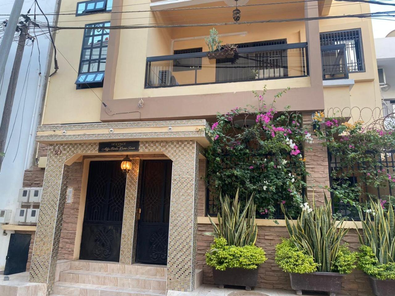 Residence Adja Binta Kane Sour Dakar Exterior foto